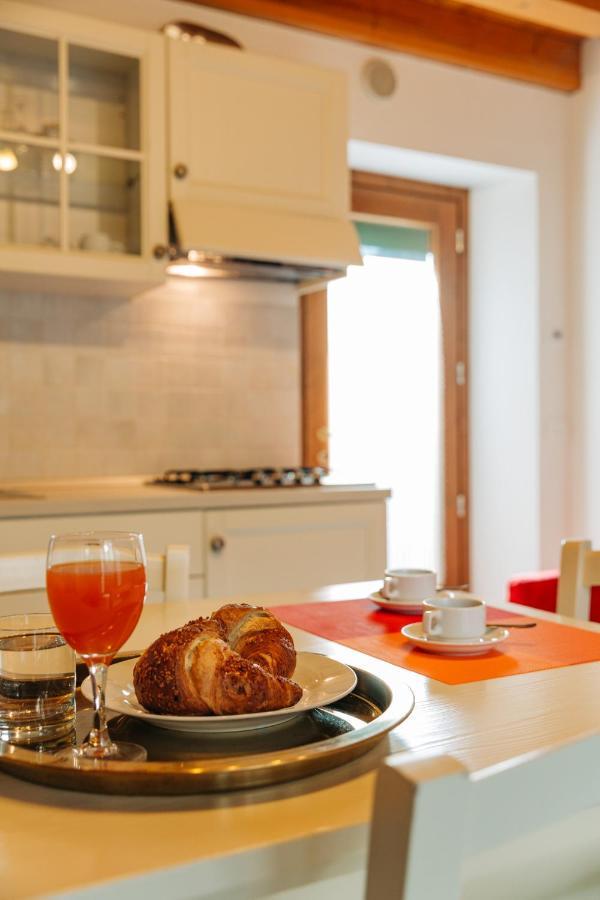 Albergo Diffuso Polcenigo P.Lacchin ภายนอก รูปภาพ
